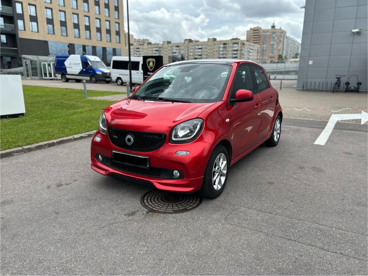 Smart Forfour II поколение 0.9 T AMT twinamic (109 л.с.) Brabus Красный 2018 с пробегом 72 512 км