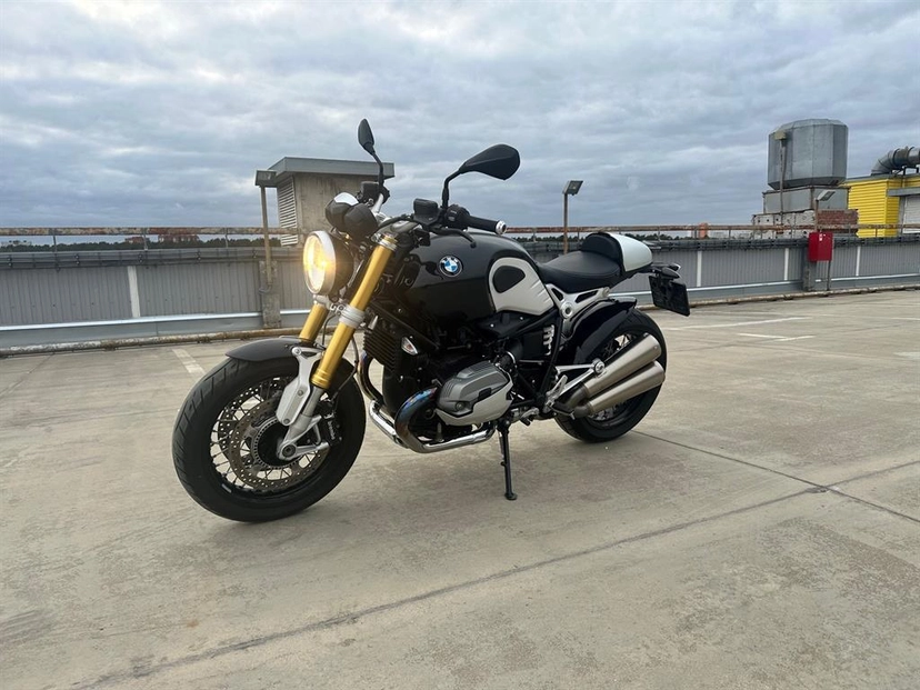 Мотоцикл BMW Motorrad R nineT II поколение R nineT Base Чёрный 2015 с пробегом 1 178 км