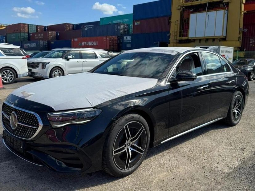 Автомобиль Mercedes-Benz E-Класс VI поколение (W214/S214) 2.0 AT 4Matic (258 л.с.) Exclusive Чёрный 2025