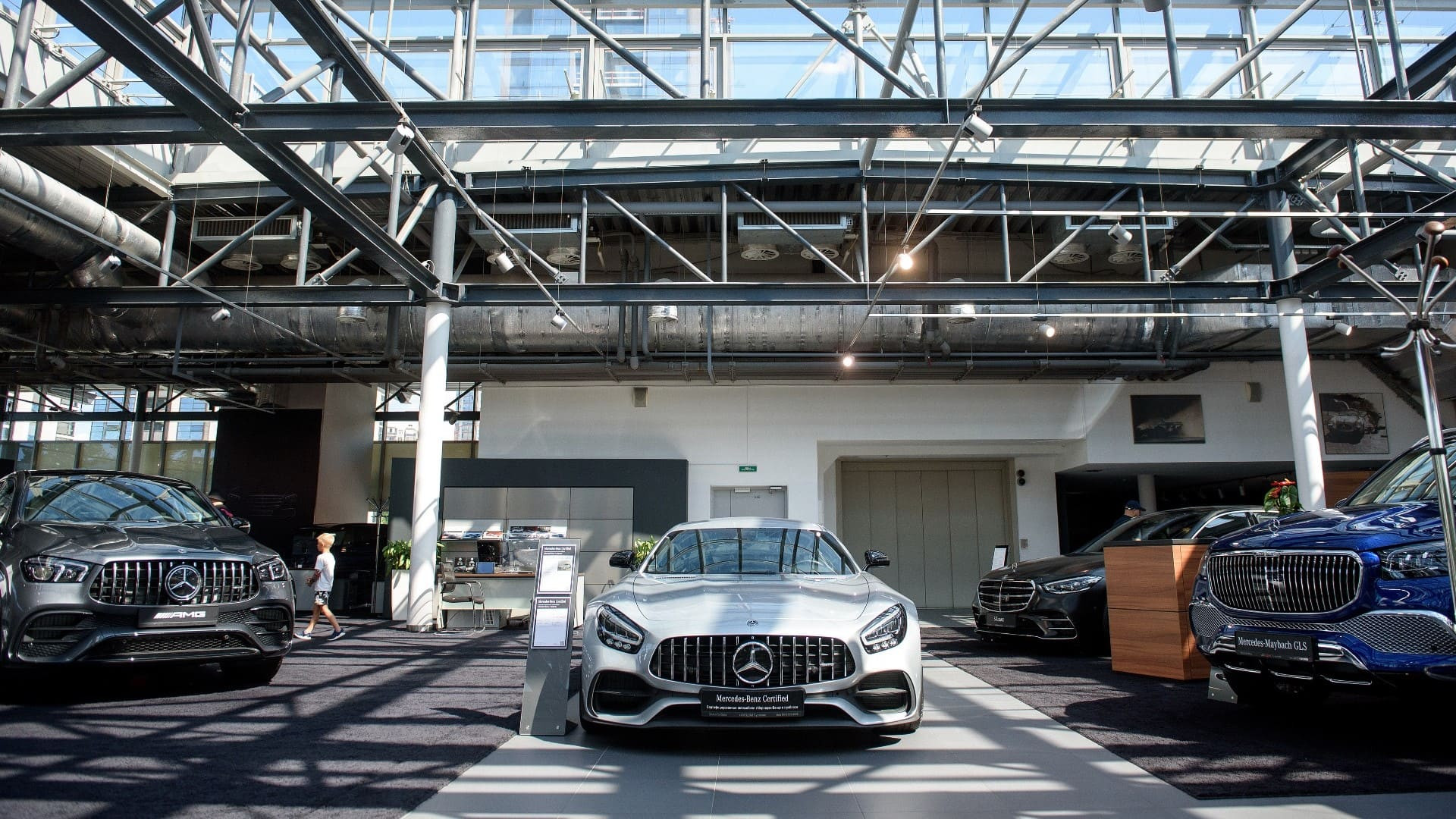 изображение дилерского центра