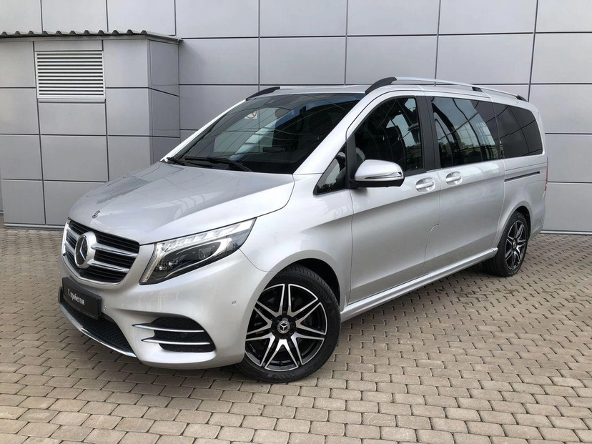 Автомобиль Mercedes-Benz V-Класс II поколение (W447) 250 2.1d AT 4Matic (190 л.с.) Импорт Серебристый 2018 с пробегом 86 412 км