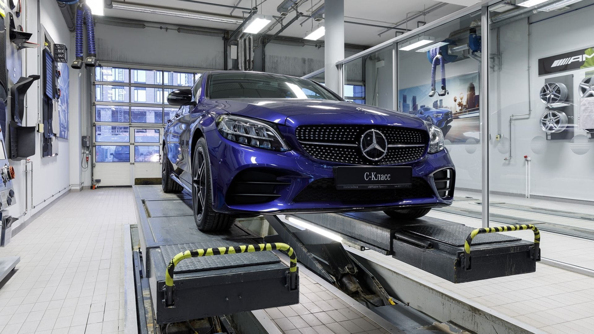 изображение дилерского центра