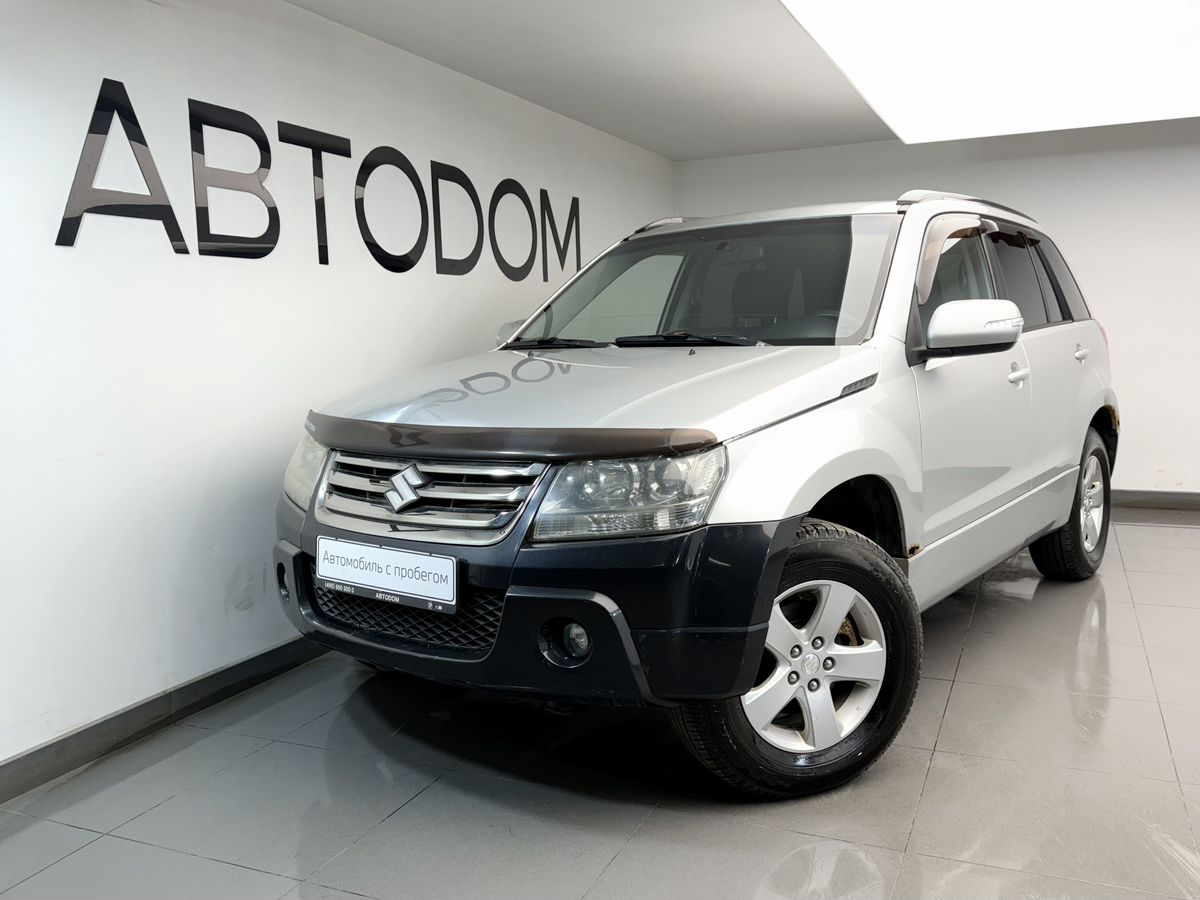 Suzuki Grand Vitara II (JT) [рестайлинг] 2.0 AT 4WD (140 л.с.) Base Серебристый 2010 с пробегом 205 000 км