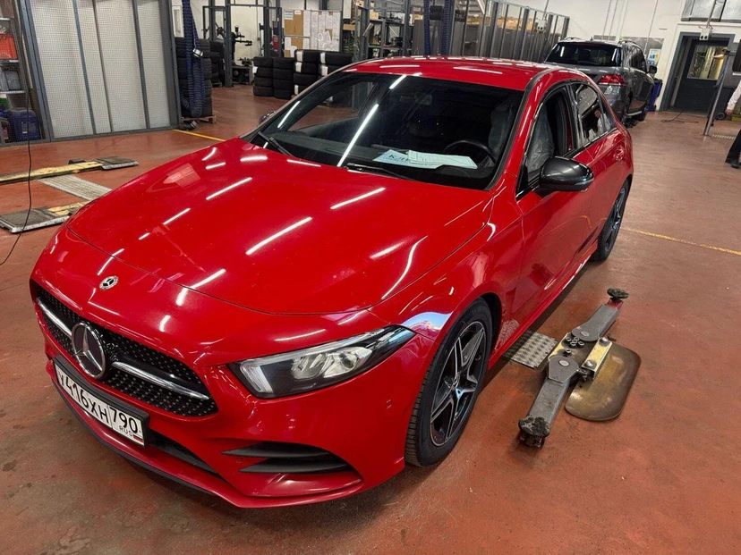 Mercedes-Benz A-Класс IV поколение (W177) 200 1.3 AMT (150 л.с.) Sport Красный 2019 с пробегом 91 510 км