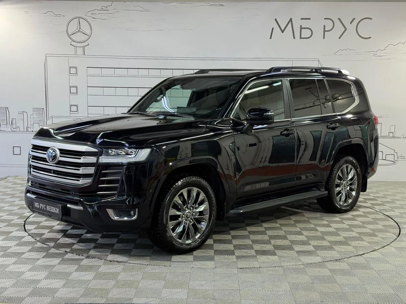Toyota Land Cruiser X (J300) 3.5 AT 4WD (415 л.с.) Премиум Чёрный 2023 с пробегом 84 000 км