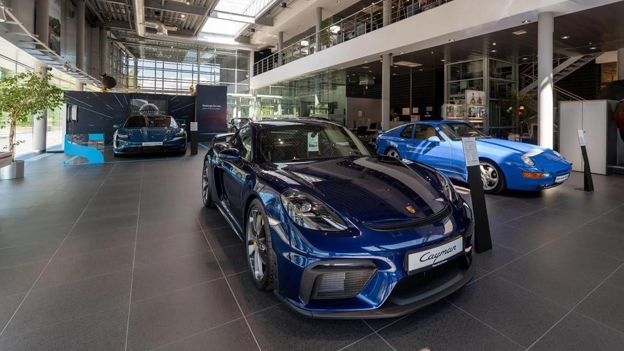 изображение дилерского центра