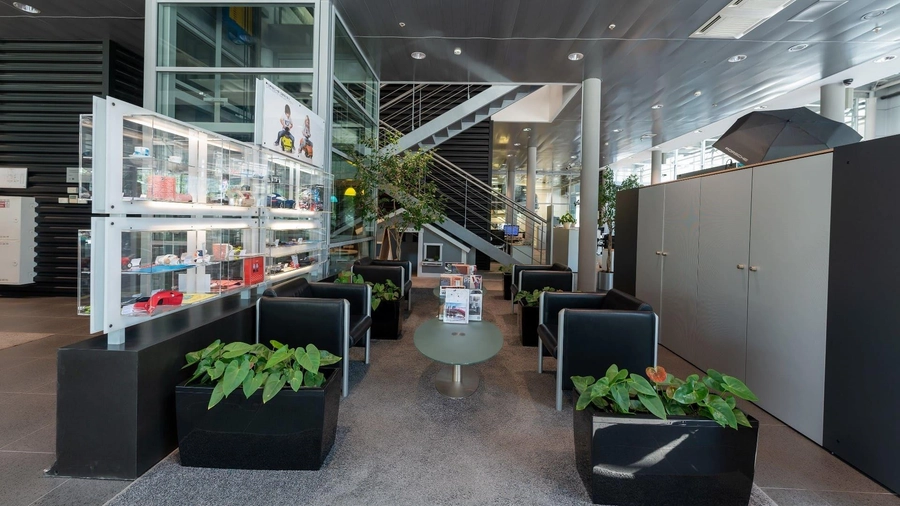 изображение дилерского центра