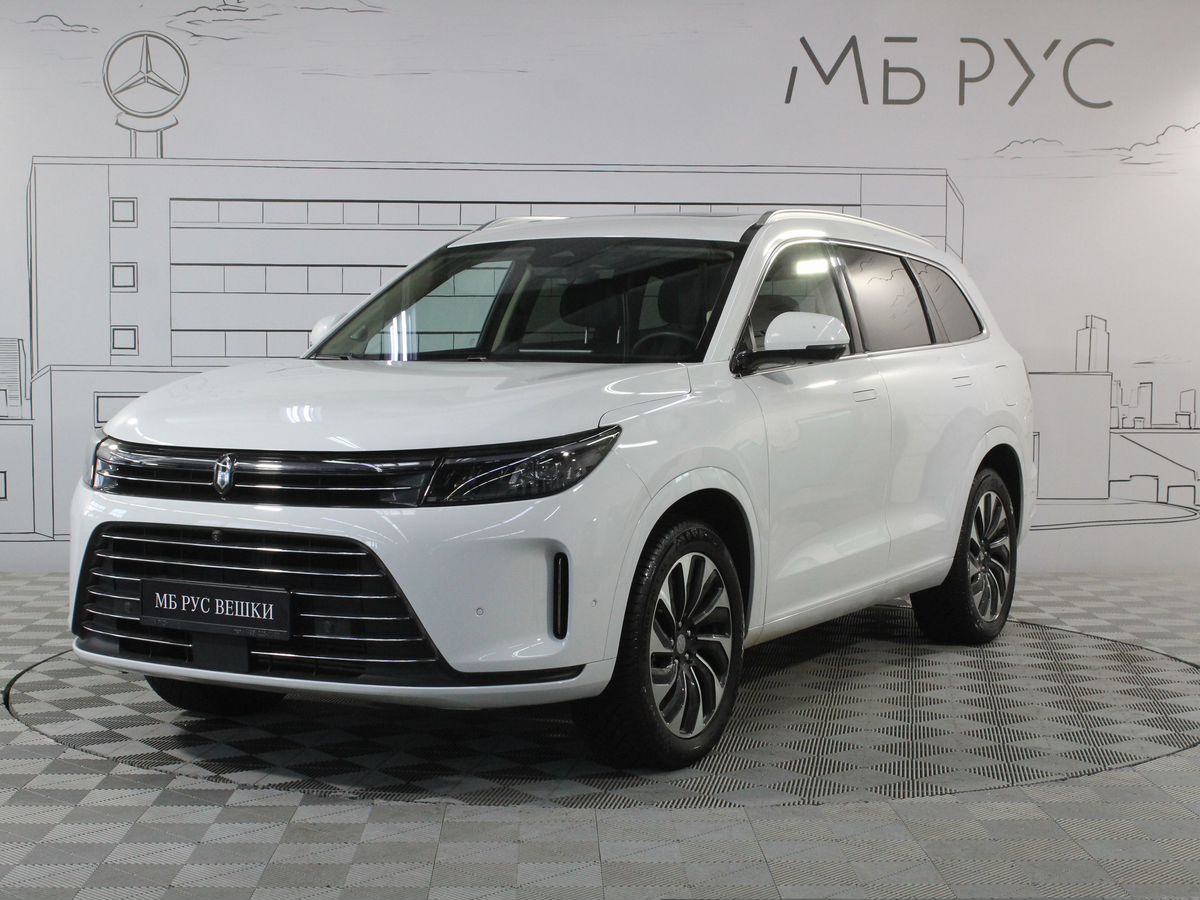 Автомобиль AITO M7 I поколение 1.5hyb AT 4WD (449 л.с.) Luxury Белый 2023 с пробегом 39 503 км