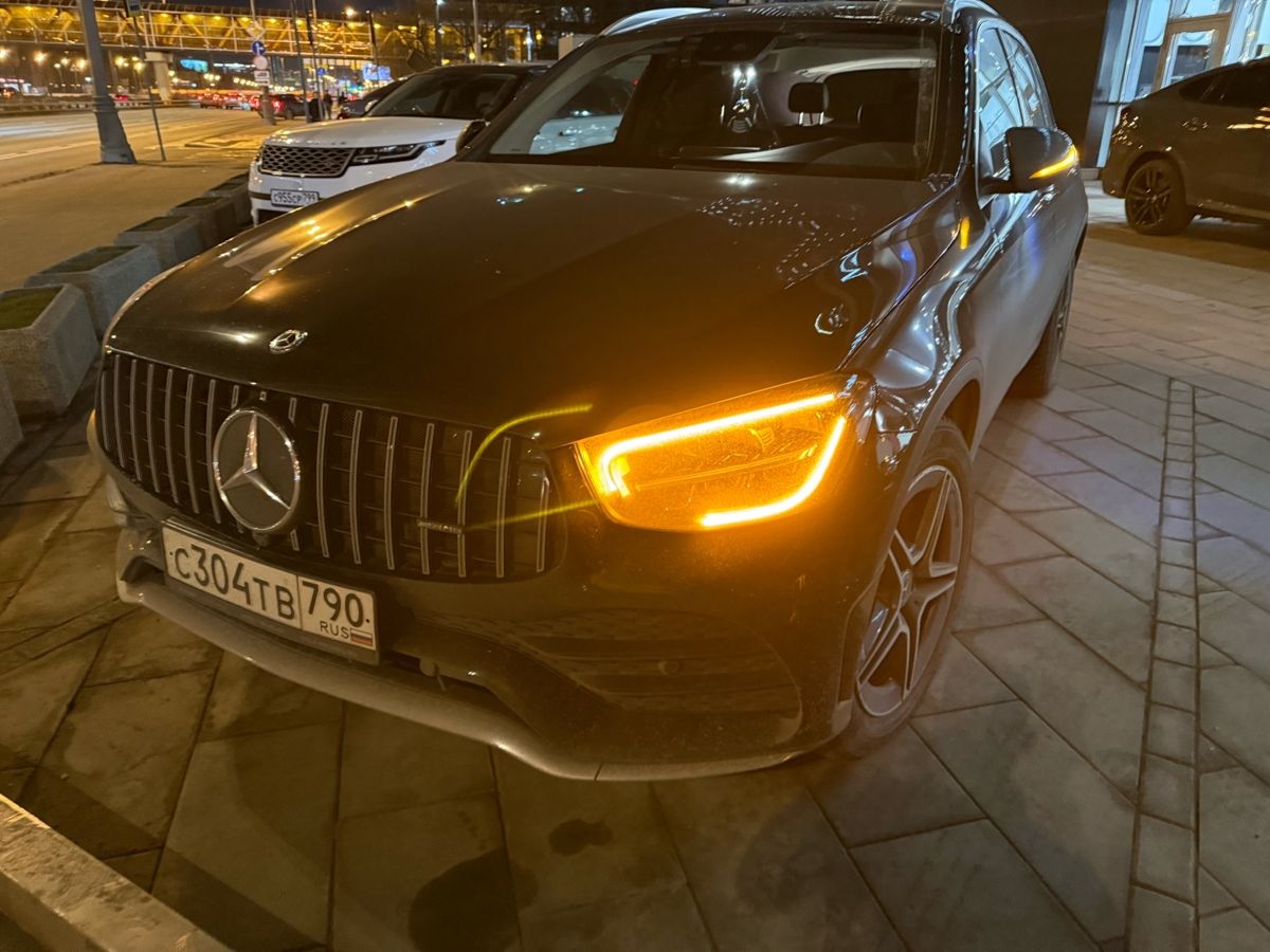 Автомобиль Mercedes-Benz GLC I (X253) [рестайлинг] 300 2.0d AT 4Matic (245 л.с.) Sport Чёрный 2019 с пробегом 97 000 км