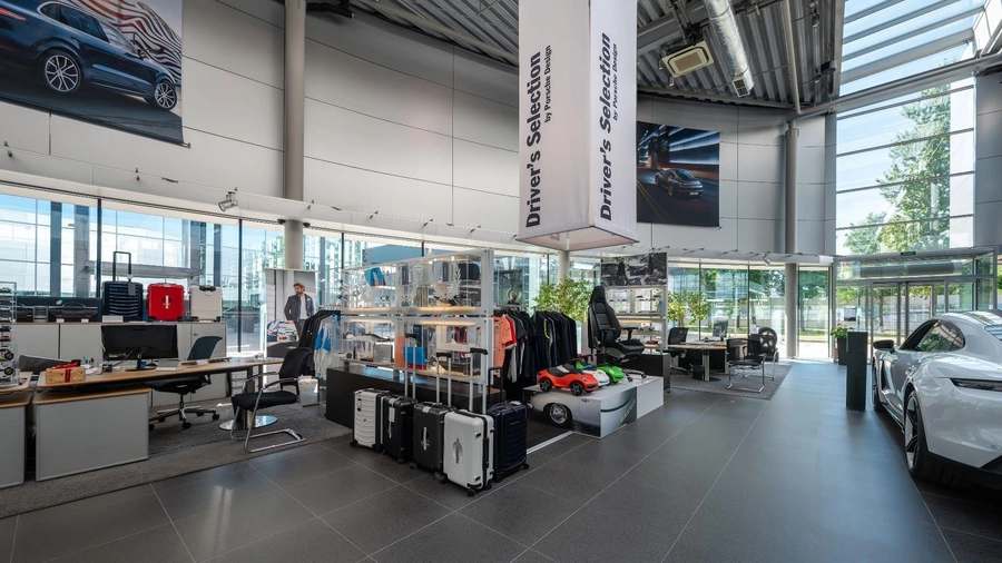 изображение дилерского центра