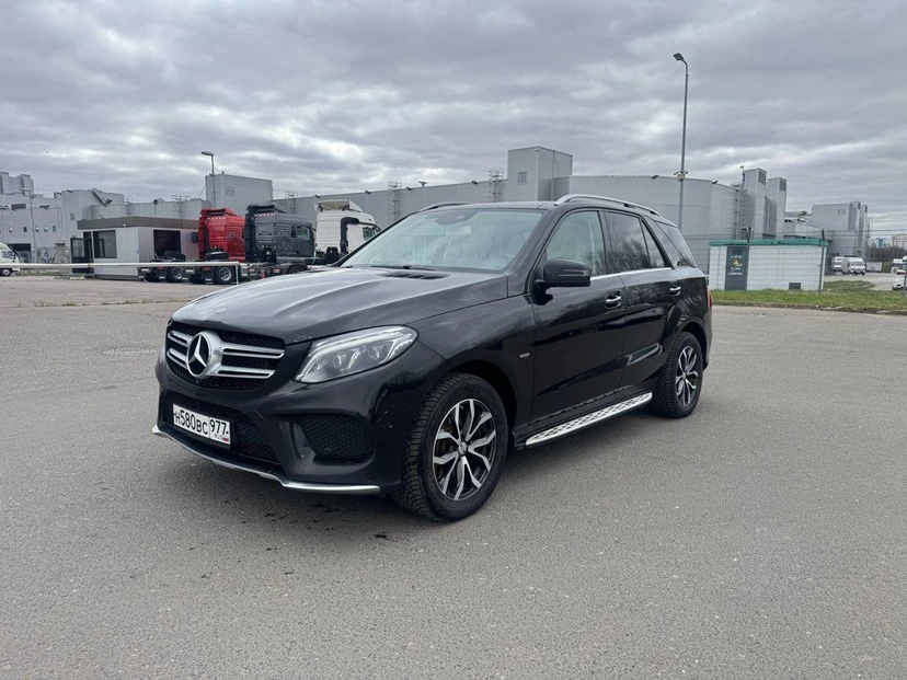 Mercedes-Benz GLE I поколение (W166) 350 3.0d AT 4Matic (249 л.с.) Особая серия Чёрный 2018 с пробегом 131 000 км