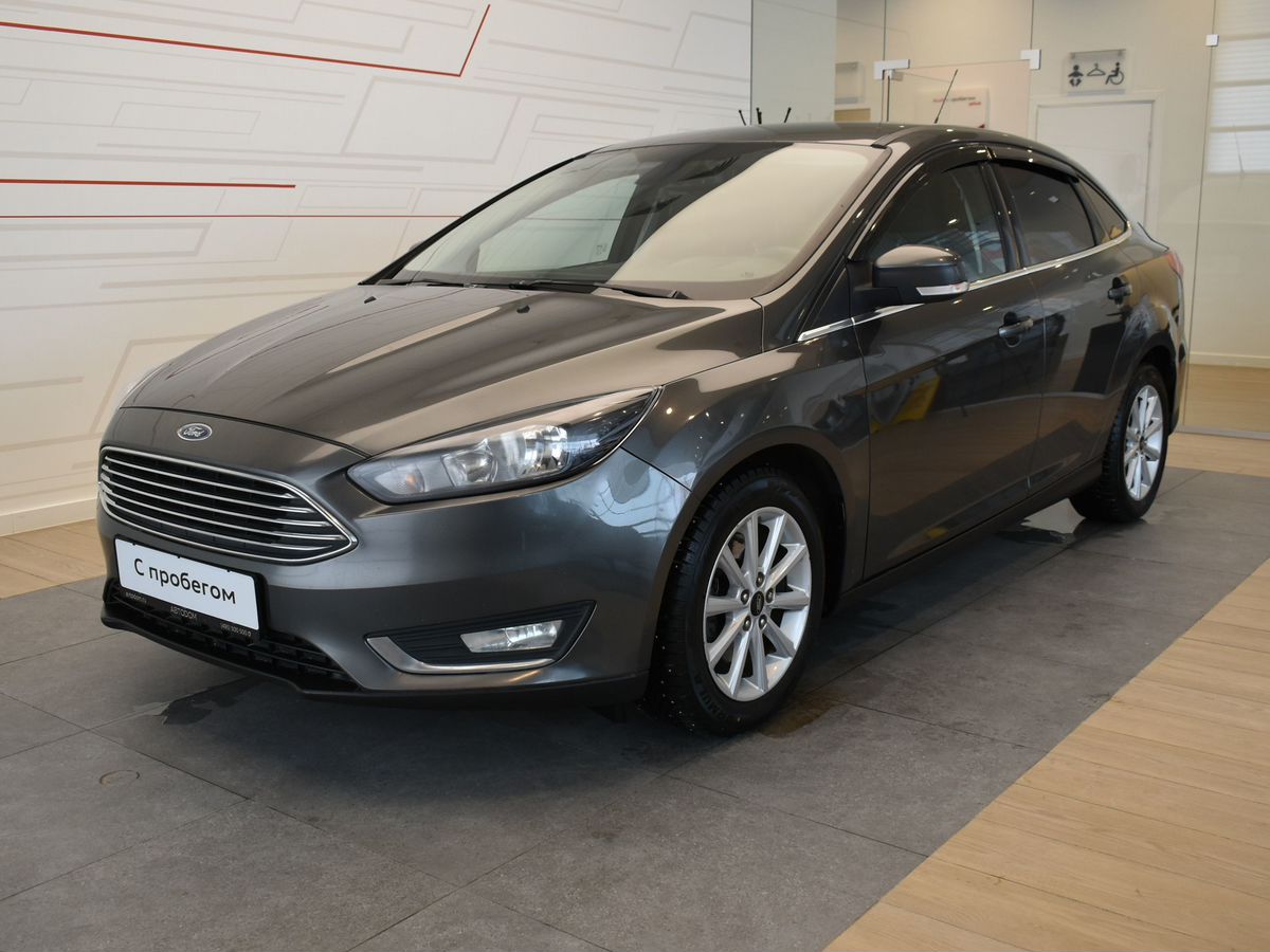 Автомобиль Ford Focus III [рестайлинг] 1.5 AT (150 л.с.) Titanium Серый 2016 с пробегом 186 754 км