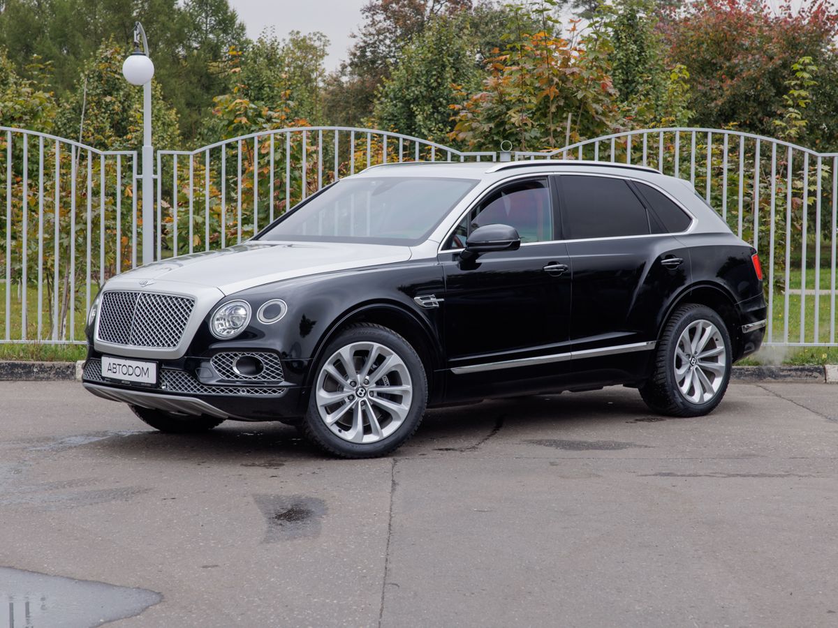Bentley Bentayga I поколение 6.0 AT 4WD (608 л.с.) Individual Серебристый 2017 с пробегом 102 003 км