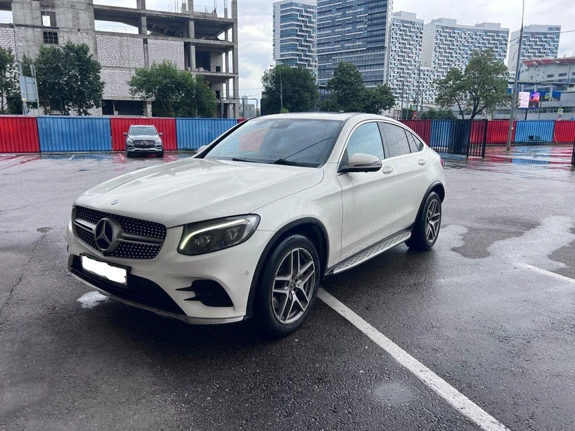 Mercedes-Benz GLC coupe I поколение (C253) 300 2.0 AT 4Matic (245 л.с.) Sport Белый 2017 с пробегом 95 739 км
