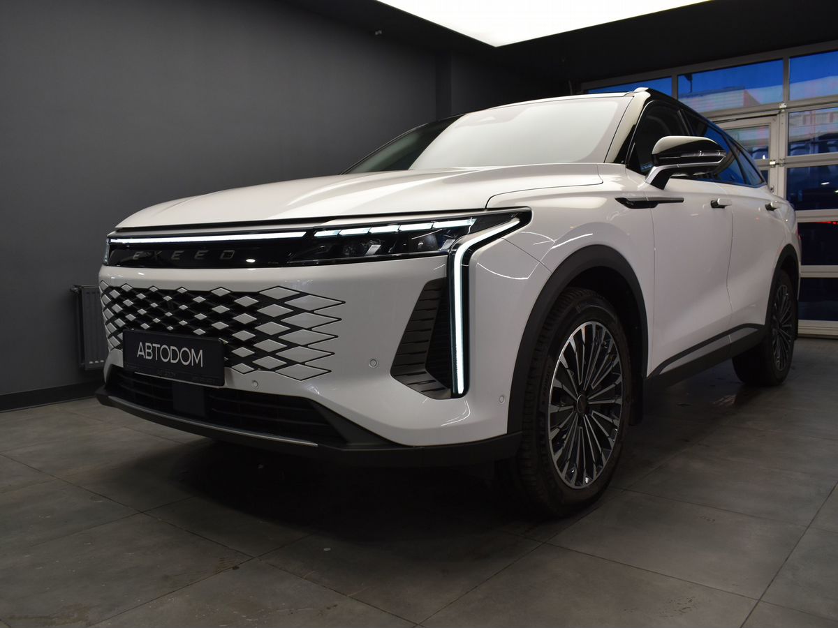 Автомобиль EXEED RX I поколение 2.0 AT 4WD (249 л.с.) Флагман Белый 2024 с пробегом 5 283 км