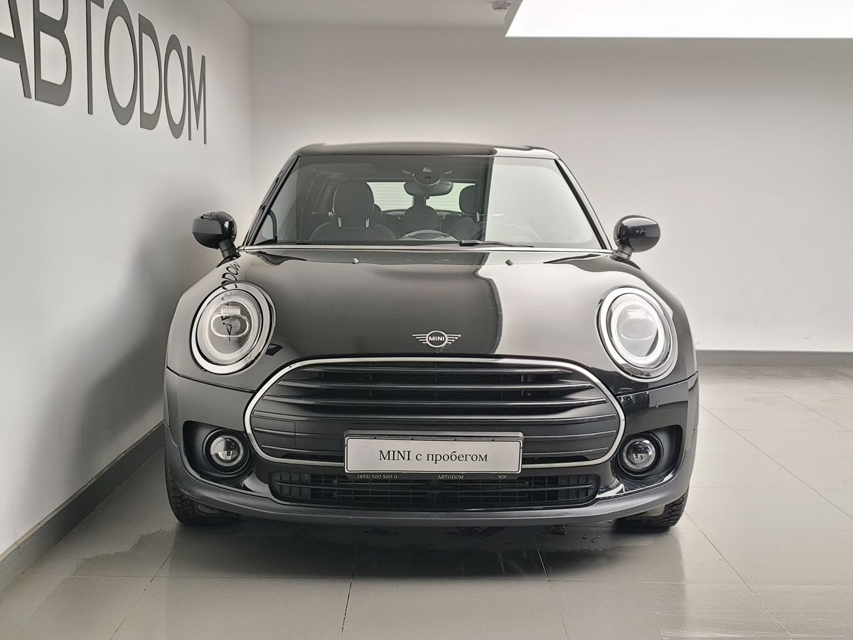 Автомобиль MINI Clubman II (F54) [рестайлинг] One 1.5 AMT (102 л.с.) Импорт Чёрный 2020 с пробегом 51 155 км