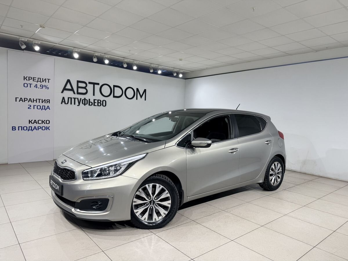 Автомобиль Kia Ceed II [рестайлинг] 1.6 AMT (135 л.с.) Prestige Серебристый 2015 с пробегом 153 591 км