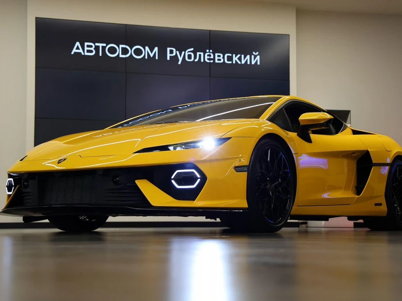 Автомобиль Lamborghini Temerario I поколение 4.0hyb AMT 4WD (920 л.с.) Base Жёлтый 2026 с пробегом 30 км