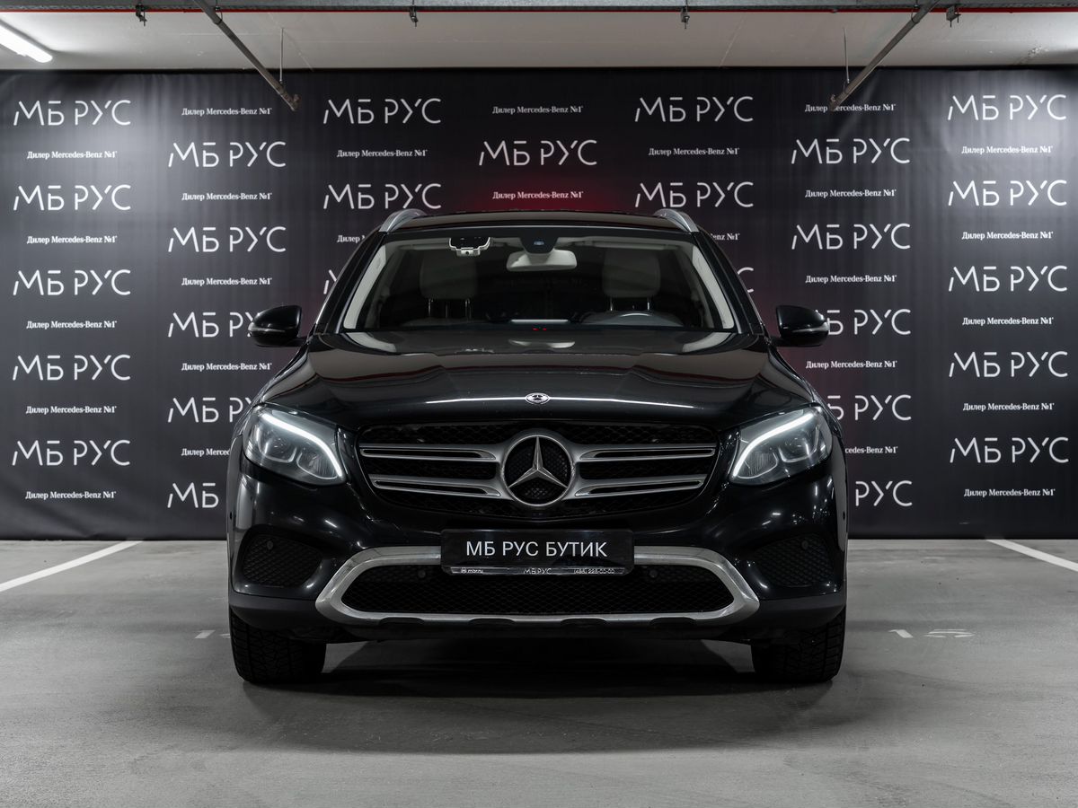 Автомобиль Mercedes-Benz GLC I поколение (X253) 220 2.1d AT 4Matic (170 л.с.) Особая серия Чёрный 2018 с пробегом 101 000 км