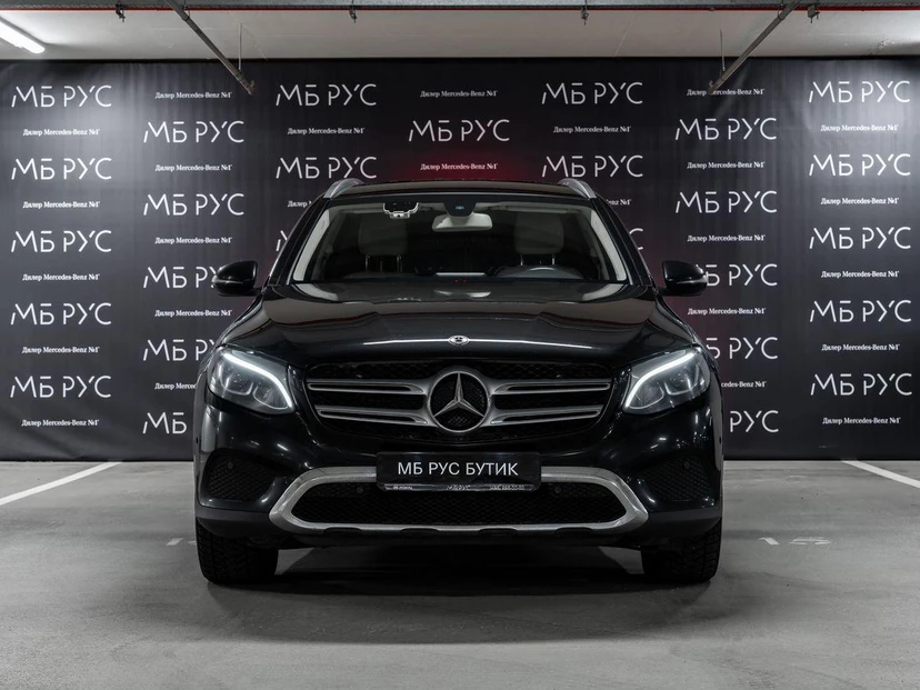 Автомобиль Mercedes-Benz GLC I поколение (X253) 220 2.1d AT 4Matic (170 л.с.) Особая серия Чёрный 2018 с пробегом 101 000 км