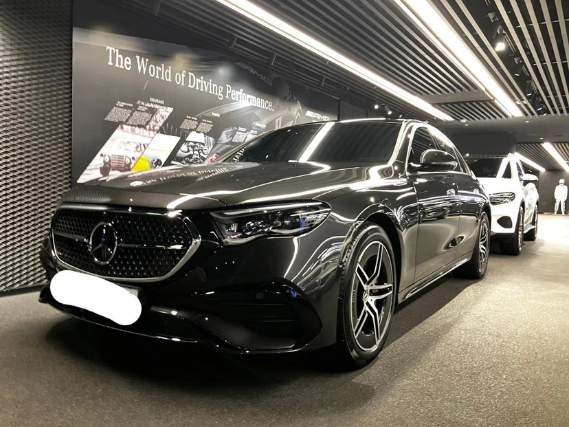 Автомобиль Mercedes-Benz E-Класс VI поколение (W214/S214) 2.0 AT 4Matic (258 л.с.) Exclusive Серый 2025