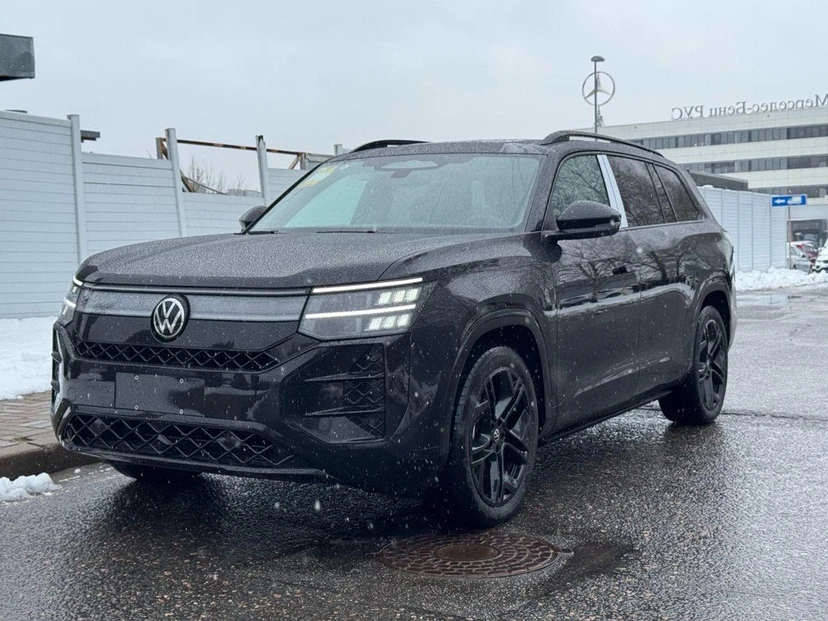 Volkswagen Teramont II поколение (China Market) 2.0 AMT 4WD (272 л.с.) Peak Чёрный 2026 с пробегом 30 км
