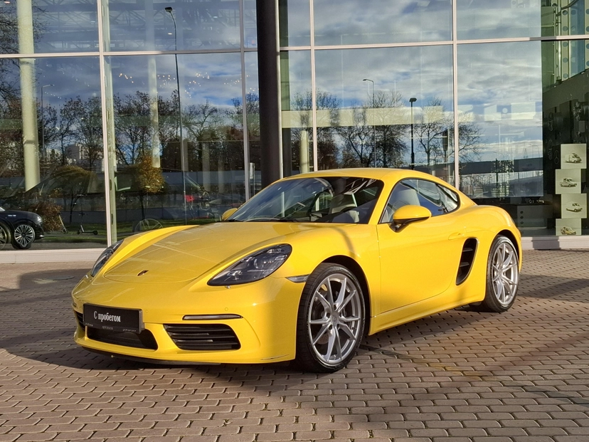 Автомобиль Porsche Cayman III поколение (982) 2.0 AMT (300 л.с.) Style Edition Жёлтый 2017 с пробегом 21 200 км