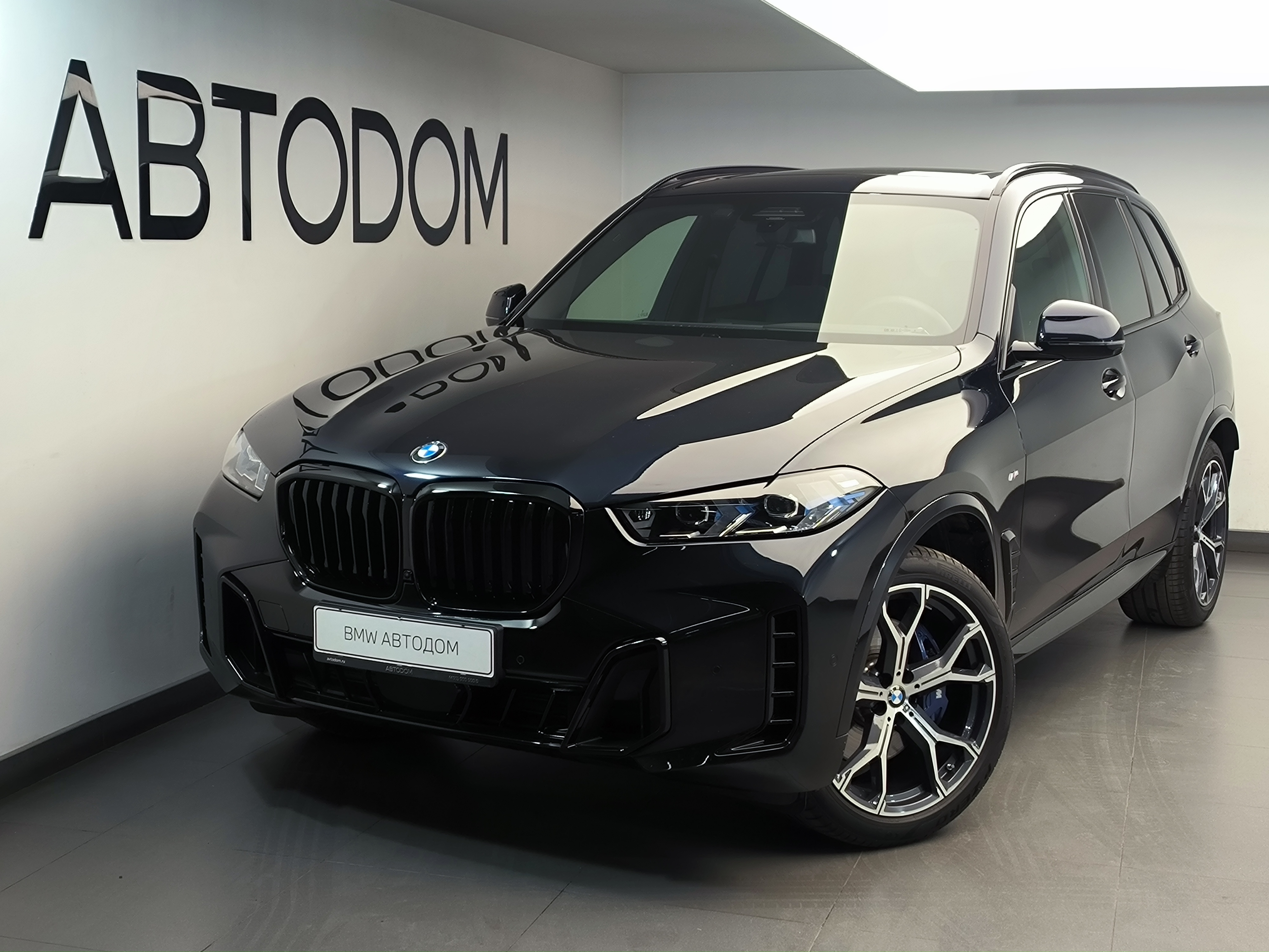BMW X5 IV (G05) [рестайлинг] 3.0 AT 4WD (381 л.с.) xDrive40i Чёрный 2025 
