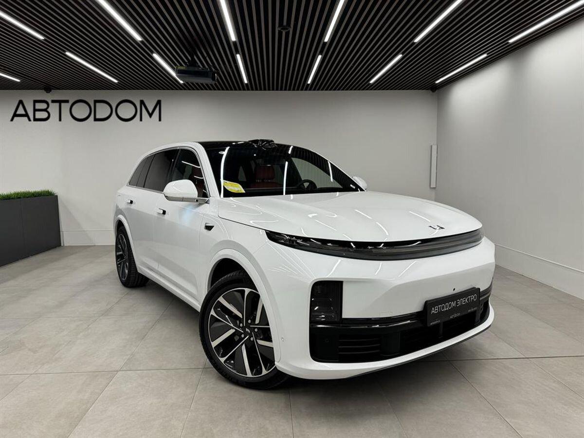 Автомобиль LiXiang L7 I [рестайлинг] 52.3 kWh 1.5hyb AT 4WD (449 л.с.) Ultra Белый 2025 
