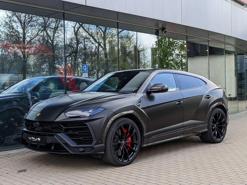 Автомобиль Lamborghini Urus I поколение 4.0 AT 4WD (650 л.с.) Individual Чёрный 2020 с пробегом 22 000 км