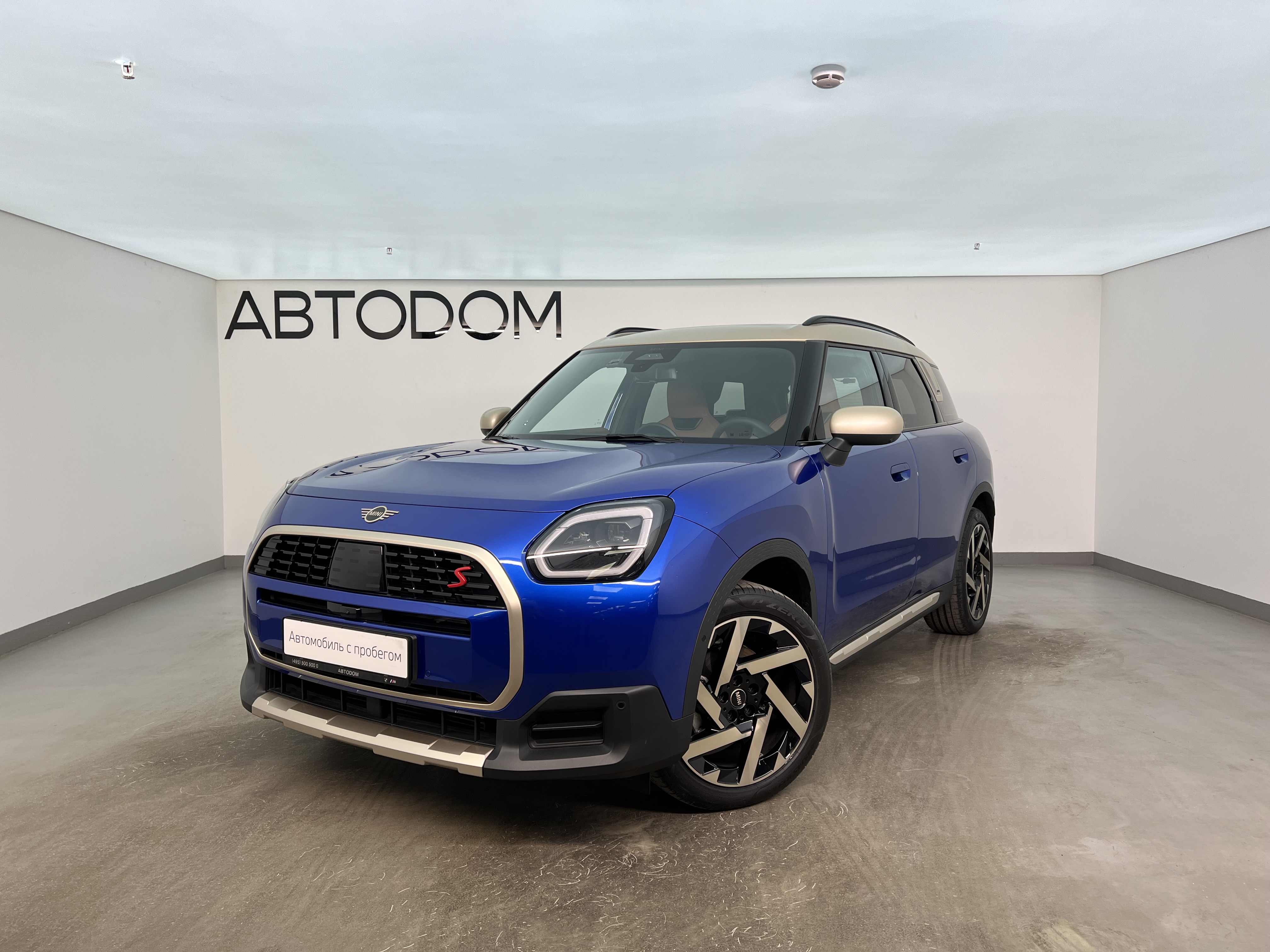 Автомобиль MINI Countryman III поколение (U25) S 2.0 AMT 4WD (204 л.с.) Favoured Trim Синий 2024 с пробегом 1 700 км