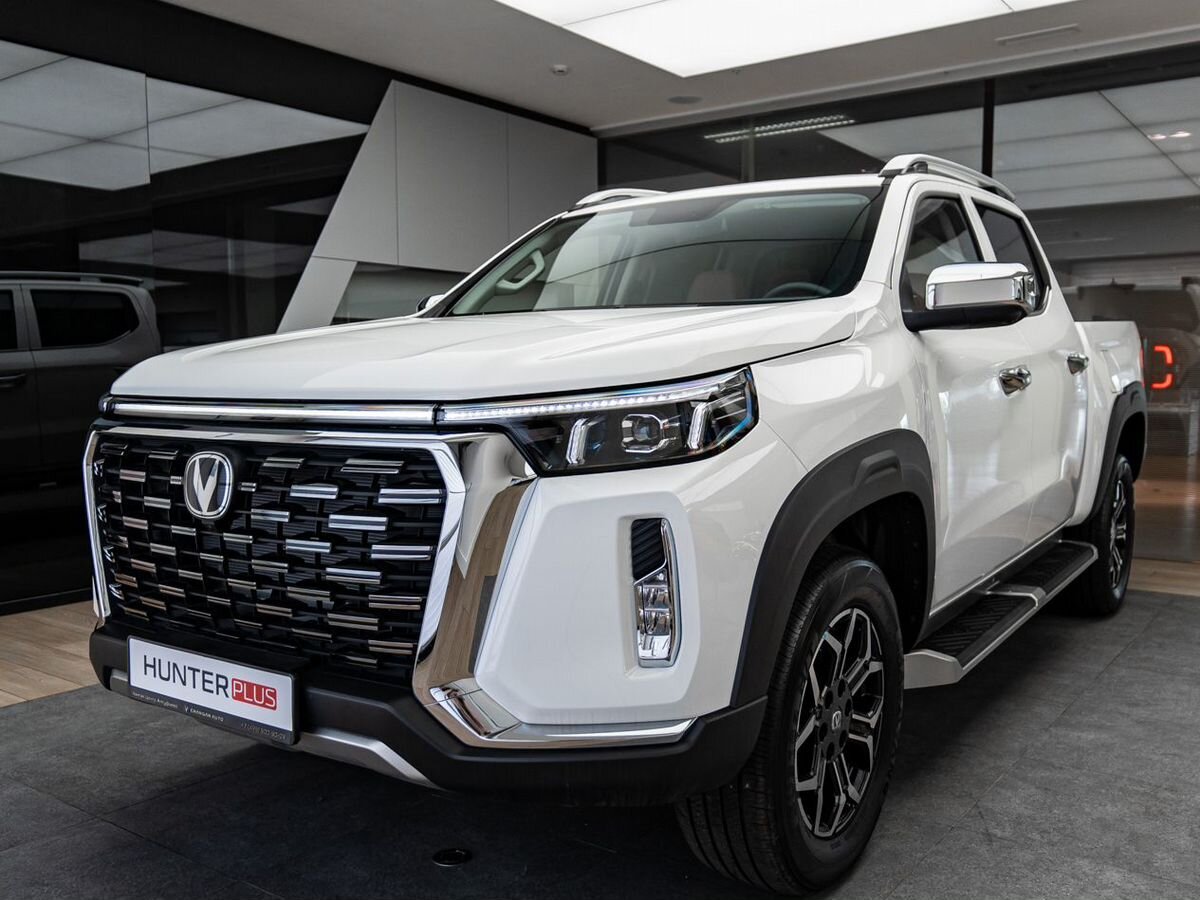 Автомобиль Changan Hunter Plus I поколение 2.0 AT 4WD (226 л.с.) Luxe Белый 2025 