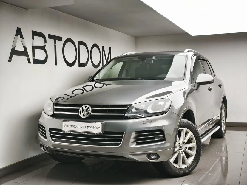 Автомобиль Volkswagen Touareg II поколение 3.0d AT 4WD (245 л.с.) Base Серый 2012 с пробегом 277 379 км