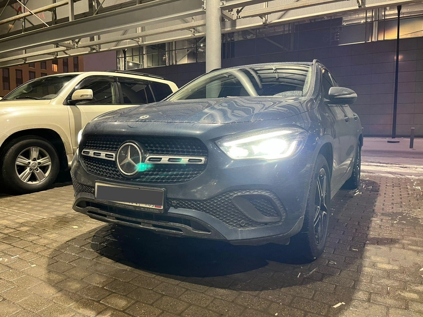Автомобиль Mercedes-Benz GLA II поколение (H247) 200 1.3 AMT (150 л.с.) Progressive Синий 2020 с пробегом 83 618 км