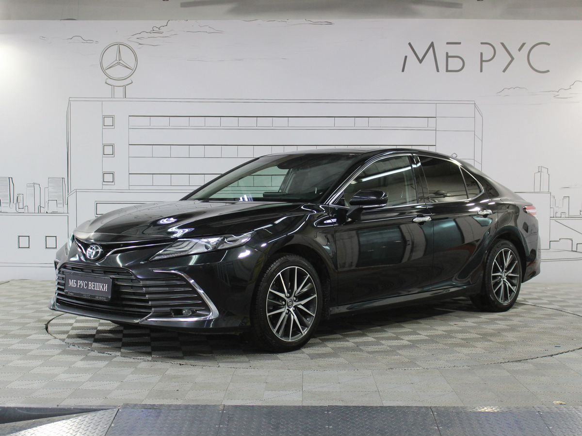 Toyota Camry VIII (XV70) [рестайлинг] 2.5 AT (209 л.с.) DeLuxe Чёрный 2022 с пробегом 77 000 км