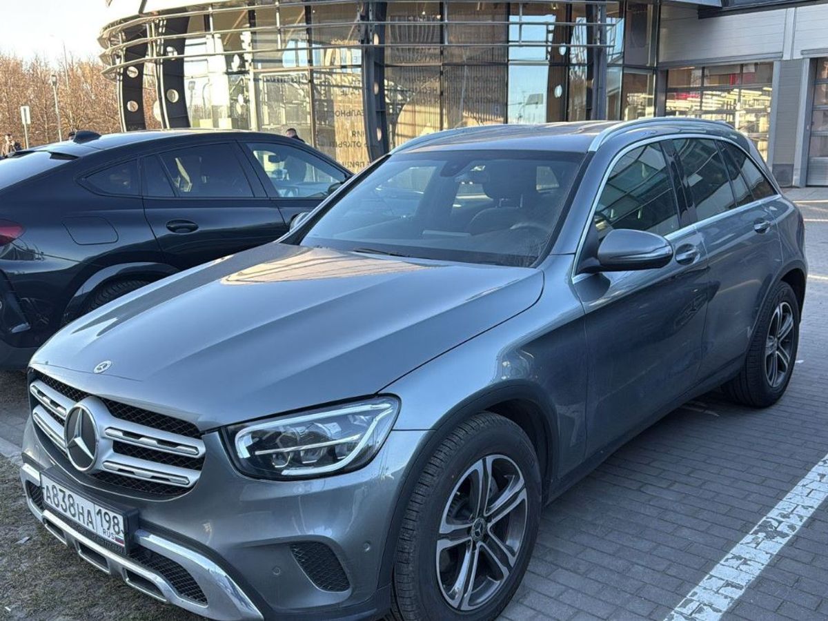 Автомобиль Mercedes-Benz GLC I (X253) [рестайлинг] 200 2.0 AT 4Matic (197 л.с.) Premium Серый 2021 с пробегом 126 701 км