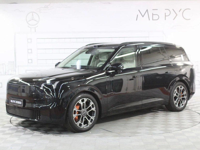 Автомобиль Lynk & Co 900 I поколение 2.0hyb AT 4WD (734 л.с.) Ultra Чёрный 2025 с пробегом 50 км