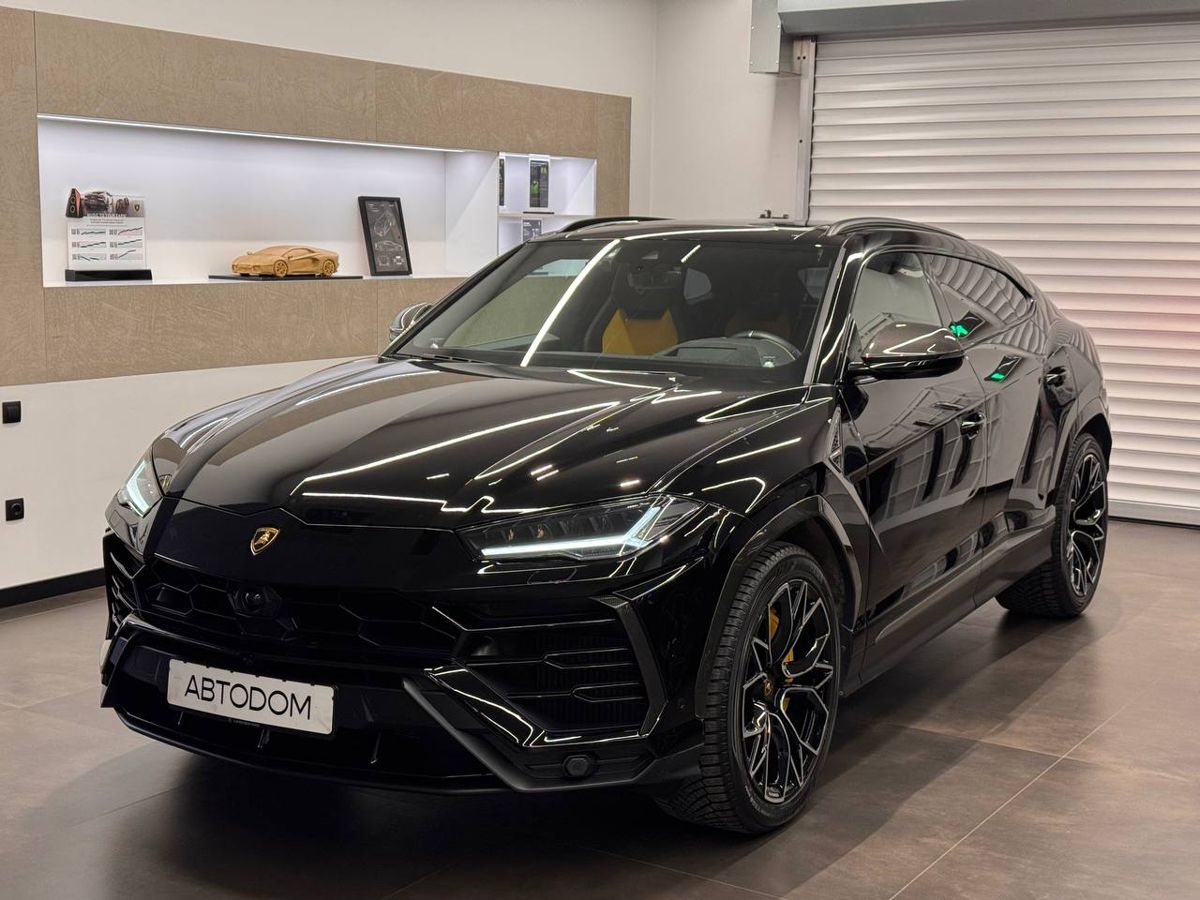 Автомобиль Lamborghini Urus I поколение 4.0 AT 4WD (650 л.с.) Individual Чёрный 2022 с пробегом 26 563 км