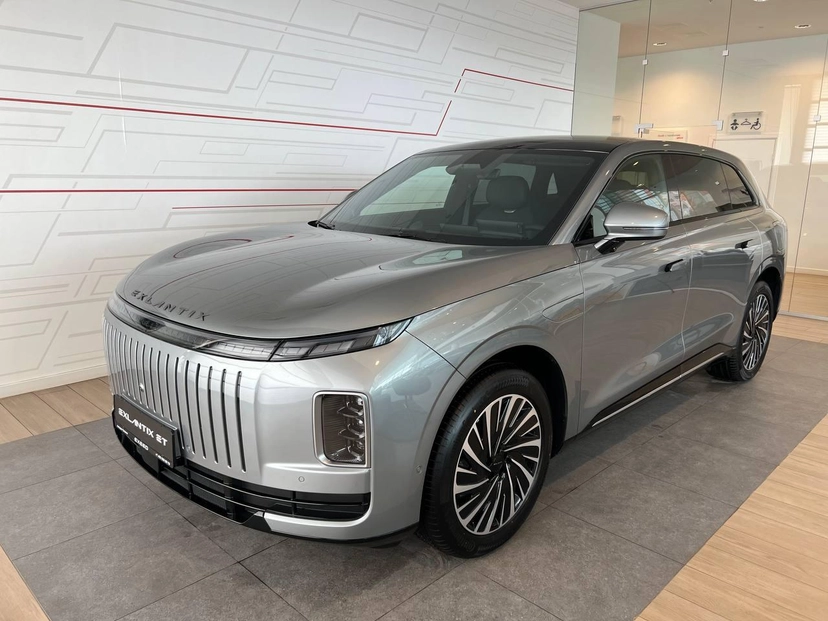 Автомобиль EXEED EXLANTIX ET I поколение 1.5hyb AT 4WD (469 л.с.) Top Серебристый 2025