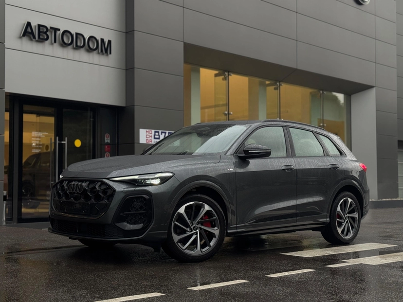 Автомобиль Audi Q5 III поколение 2.0d AMT 4WD (204 л.с.) Edition One Серый 2025