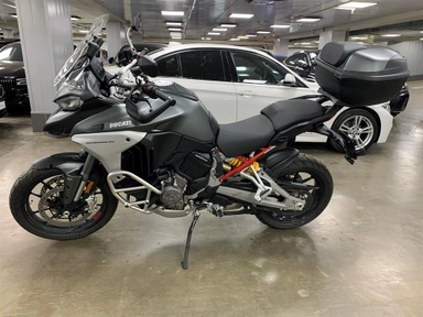 Мотоцикл Ducati Multistrada V4 S I поколение Multistrada V4 S Base Серый 2021 с пробегом 5400 км
