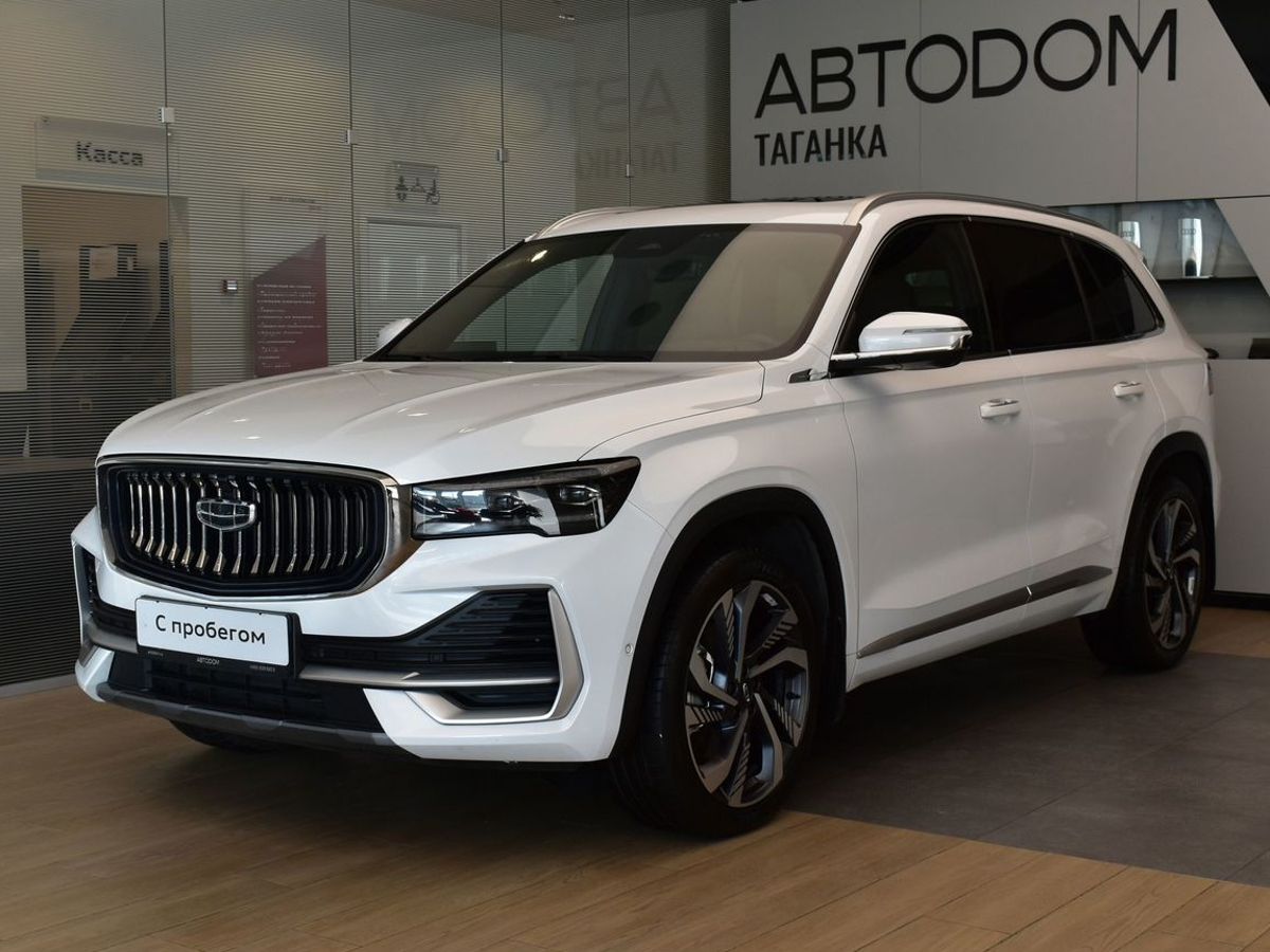 Geely Monjaro I поколение 2.0 AT 4WD (238 л.с.) Флагман Белый 2024 с пробегом 37 383 км