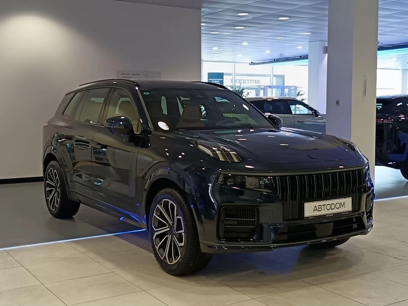 Автомобиль Lynk & Co 09 I поколение 2.0 AT 4WD (254 л.с.) Ultra 7-seats Серый 2025