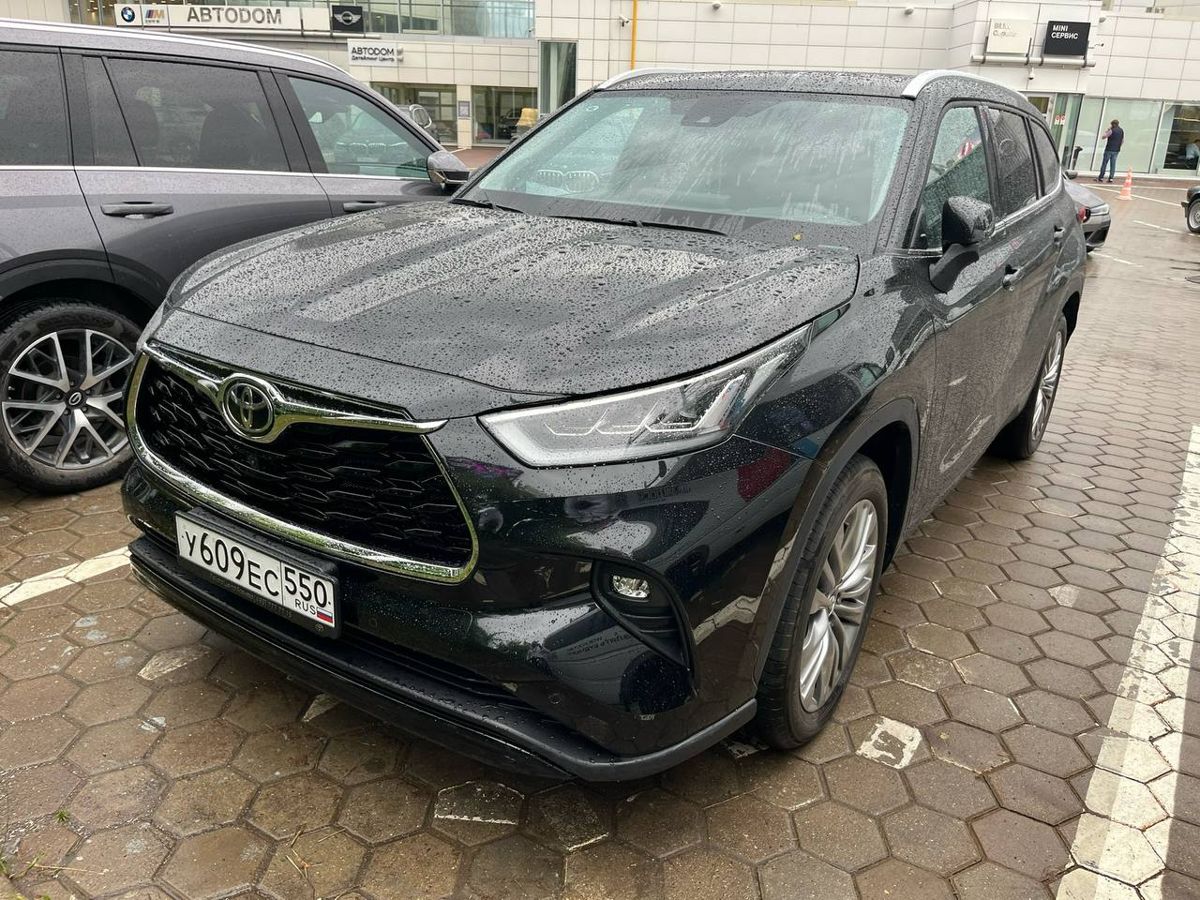 Toyota Highlander IV поколение 2.0 AT 4WD (248 л.с.) Supreme Чёрный 2025 с пробегом 5 161 км