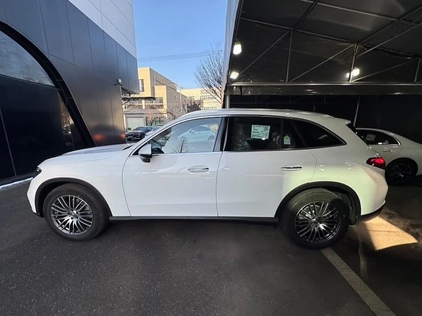 Mercedes-Benz GLC II поколение (X254) 2.0d AT 4Matic (197 л.с.) Base Белый 2026