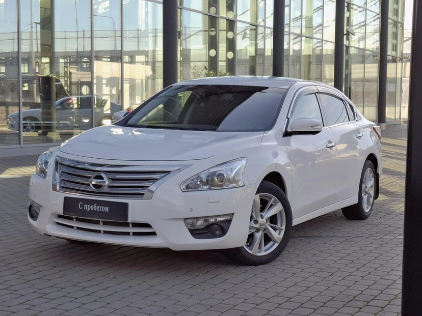 Автомобиль Nissan Teana III поколение (L33) 3.5 CVT (249 л.с.) Premium Белый 2014 с пробегом 171 421 км
