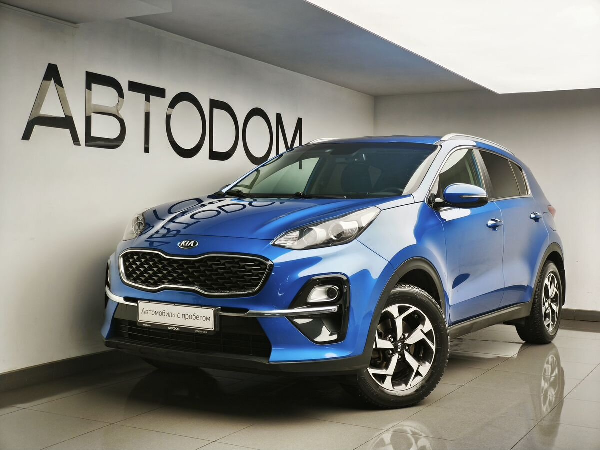 Автомобиль Kia Sportage IV [рестайлинг] 2.0 AT (150 л.с.) Luxe Синий 2020 с пробегом 73 432 км