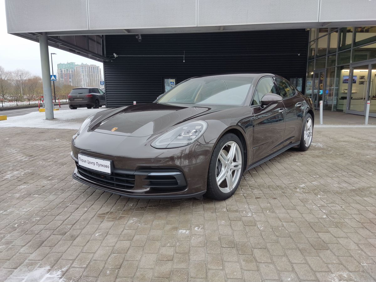 Автомобиль Porsche Panamera II поколение 4 3.0 AMT 4WD (330 л.с.) Base Коричневый 2018 с пробегом 57008 км