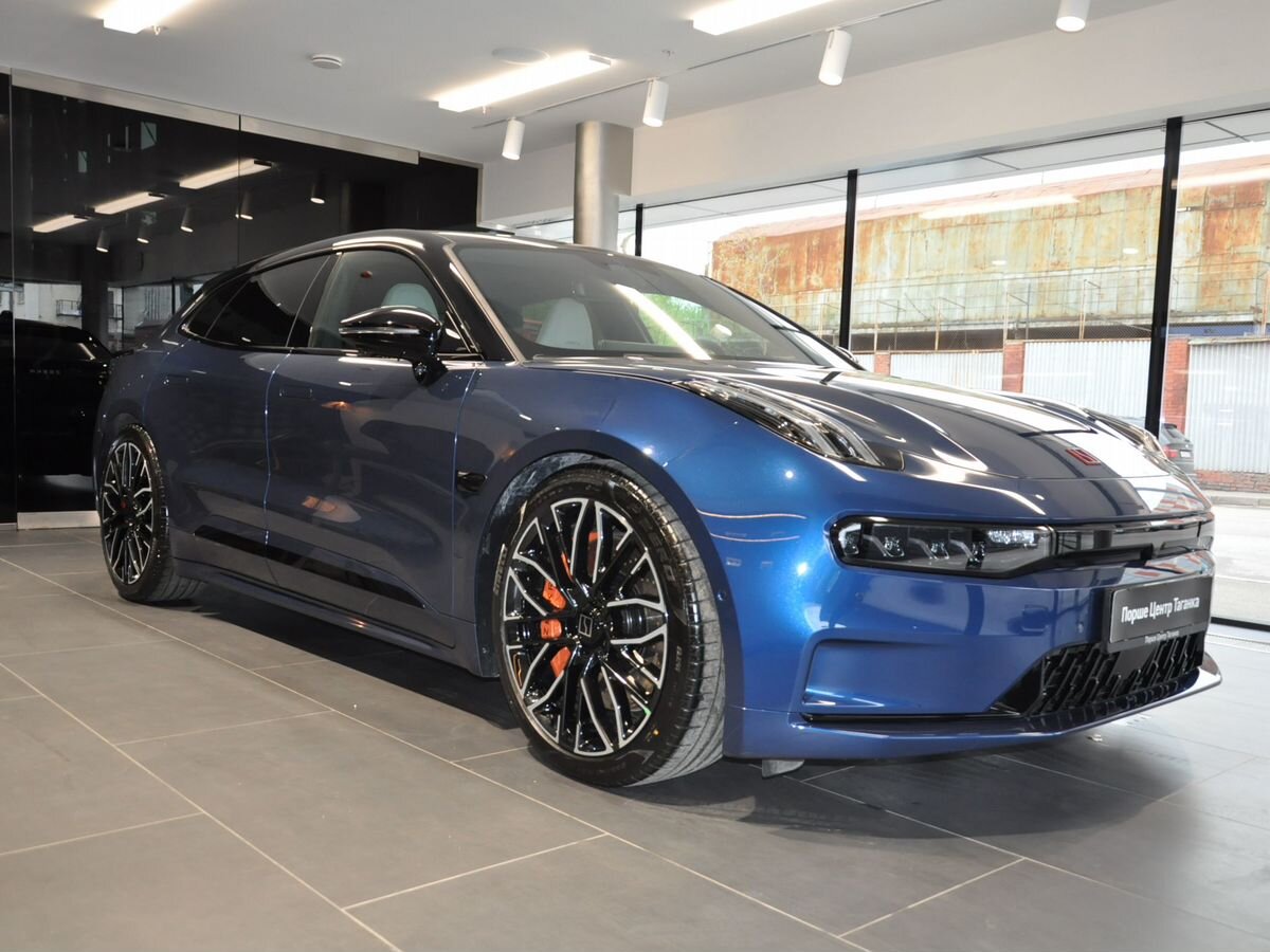 Bmw синего цвета