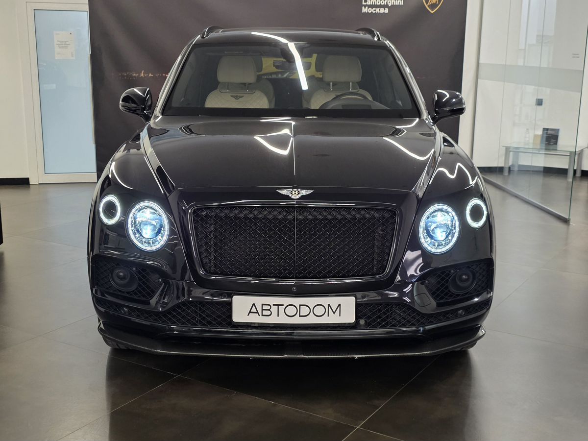 Автомобиль Bentley Bentayga I поколение 4.0 AT 4WD (550 л.с.) Individual Чёрный 2019 с пробегом 60 031 км